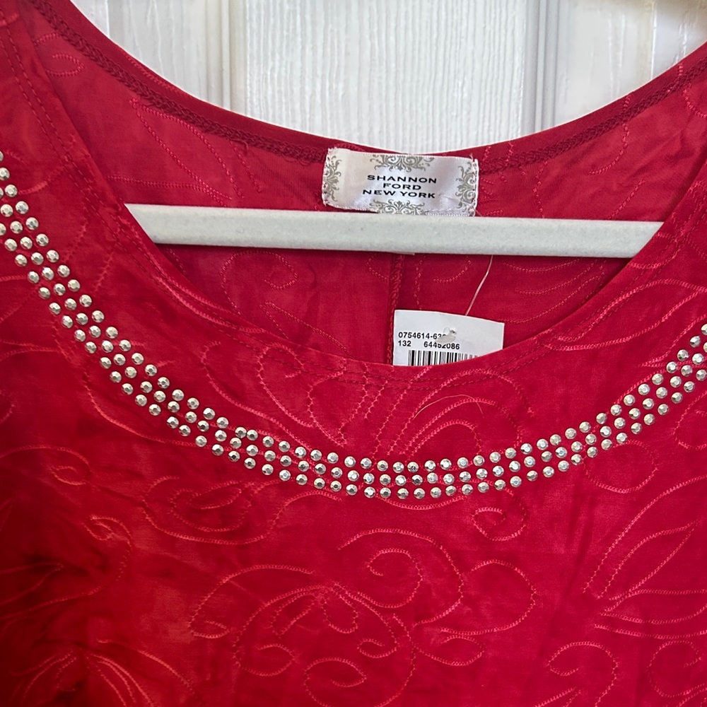 Chic Red Women's Blouse with Embellishments - Picture 2 of 5